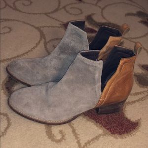 Diba True Grey/Tan Bootie, 7.5